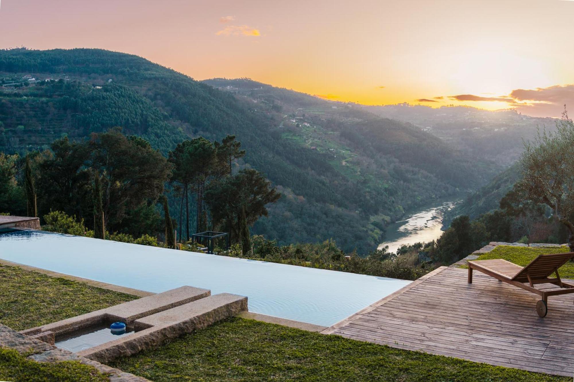 Javardo - Family House - Douro Penha Longa Eksteriør billede